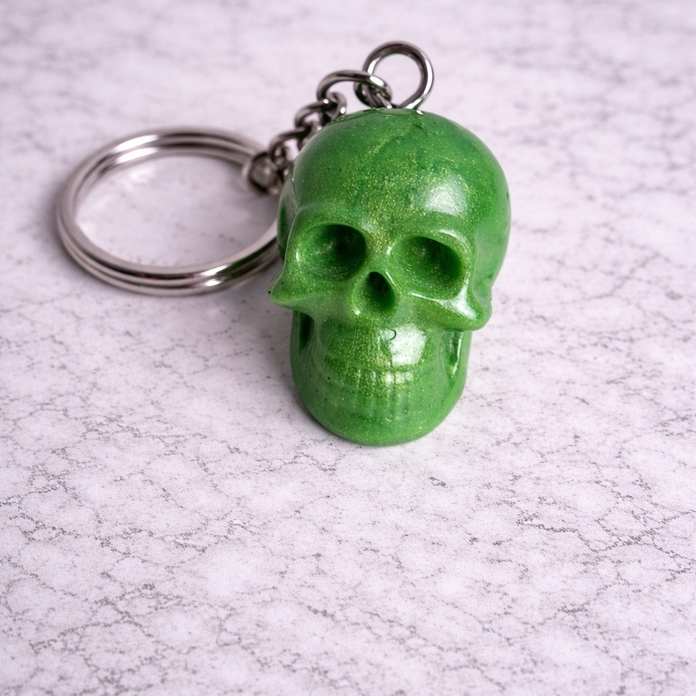 Handmade resin Green Skull Head  Keychain - Picture 2 of 2